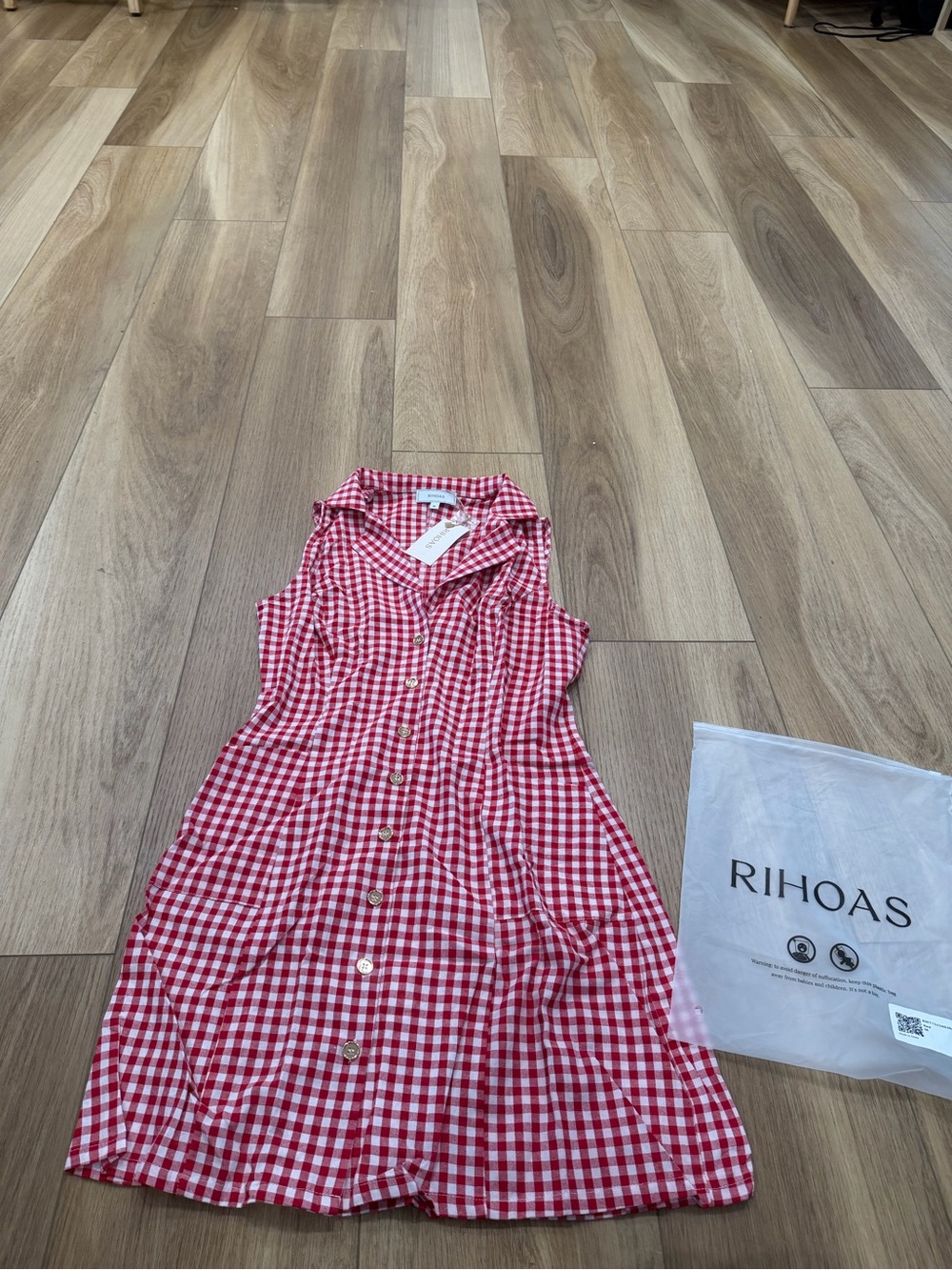 Rihoas Red and White Gingham dress Shirt